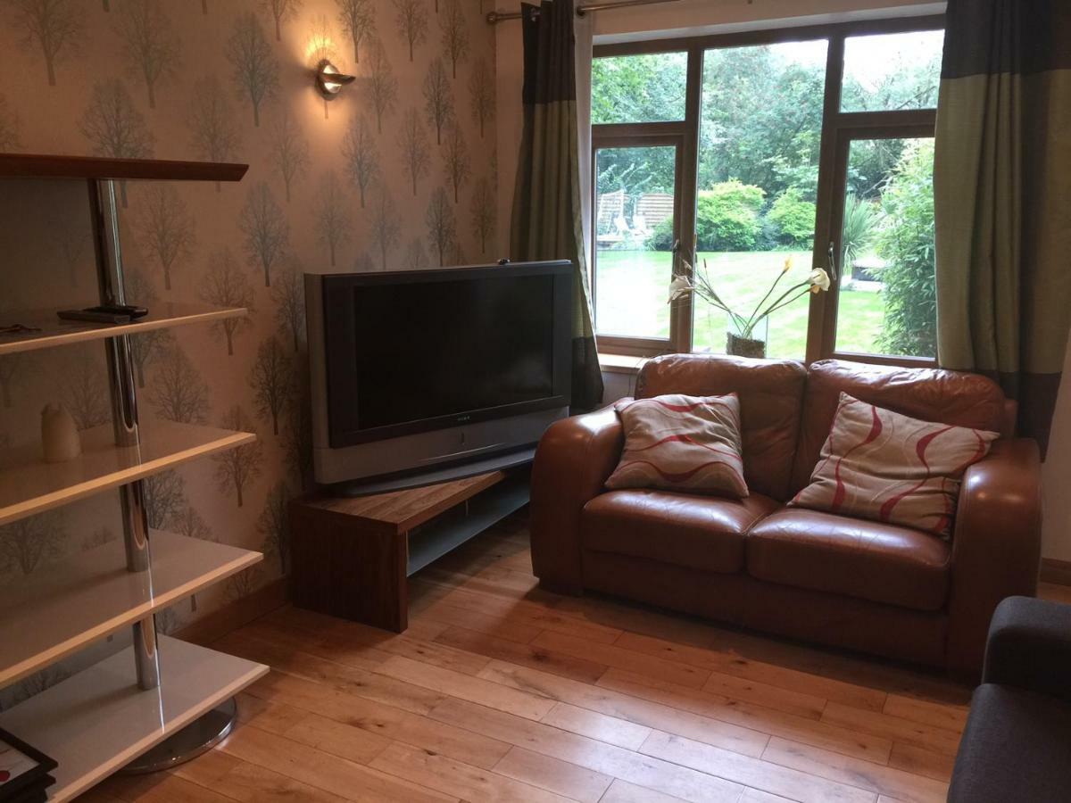 The Old Vicarage Lodge แมนเชสเตอร์ ภายนอก รูปภาพ